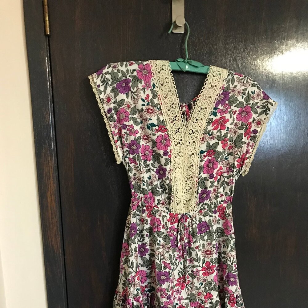 Sunday Mi Amor Ladies Floral Sleeveless Dress Size Small